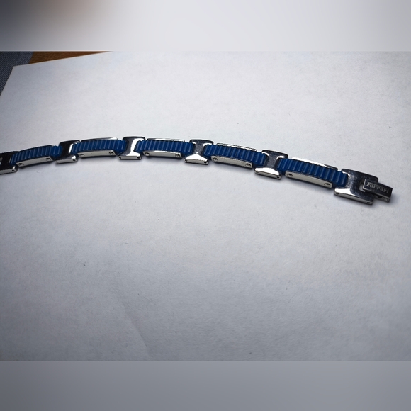 Set of three bracelets - Picture 2 of 4